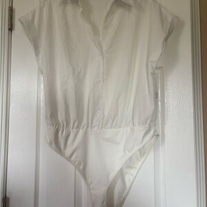 SHEIN White Collared Bodysuit